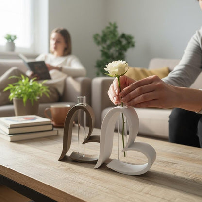 2 x Modern Heart Bud Vase with Glass Tube + test tubes